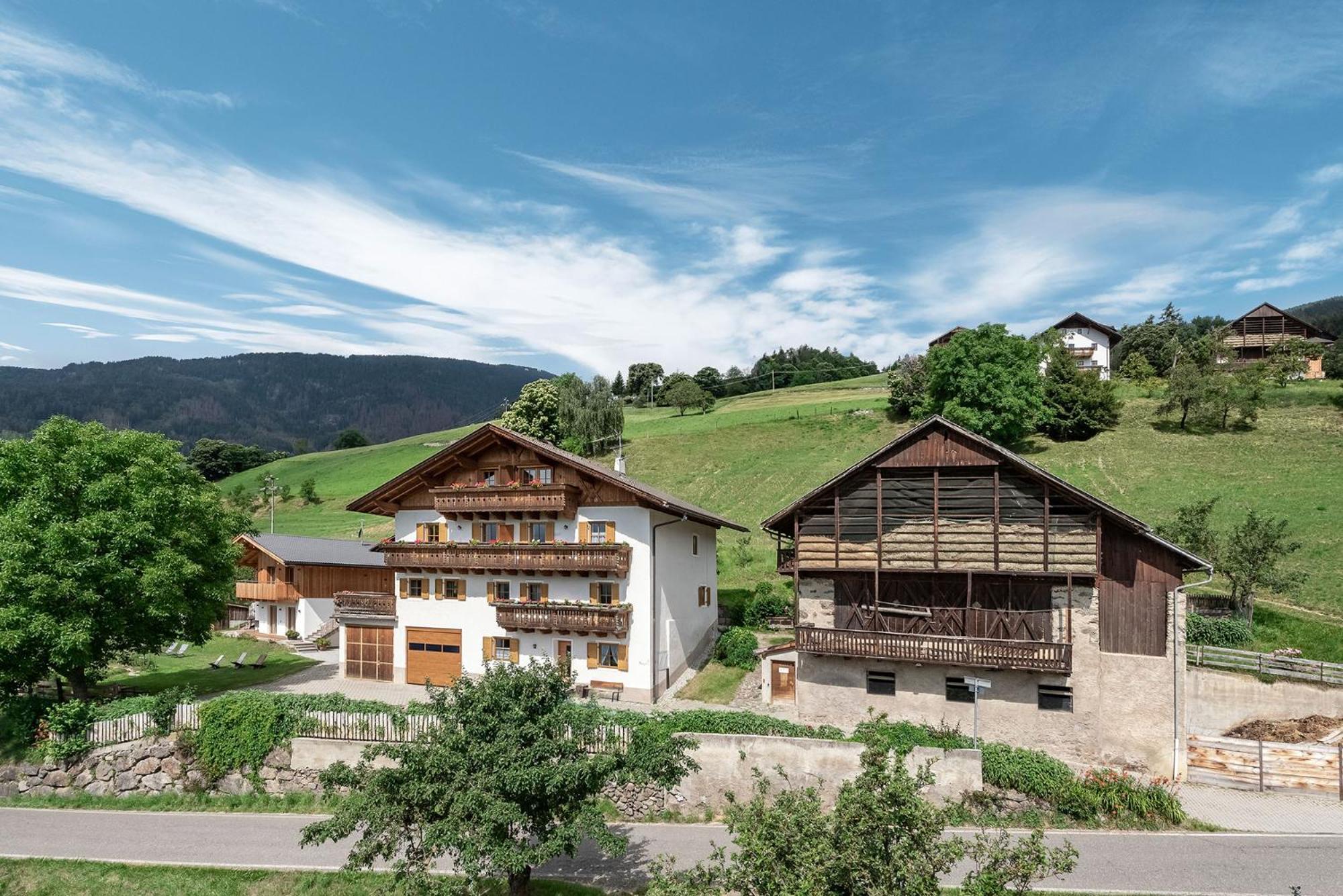 Hauserhof Chalet In Villanders - Moderne Wohnungen Mit 2 Badezimmer Und 2 Schlafzimmer ภายนอก รูปภาพ